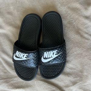 Nike slides